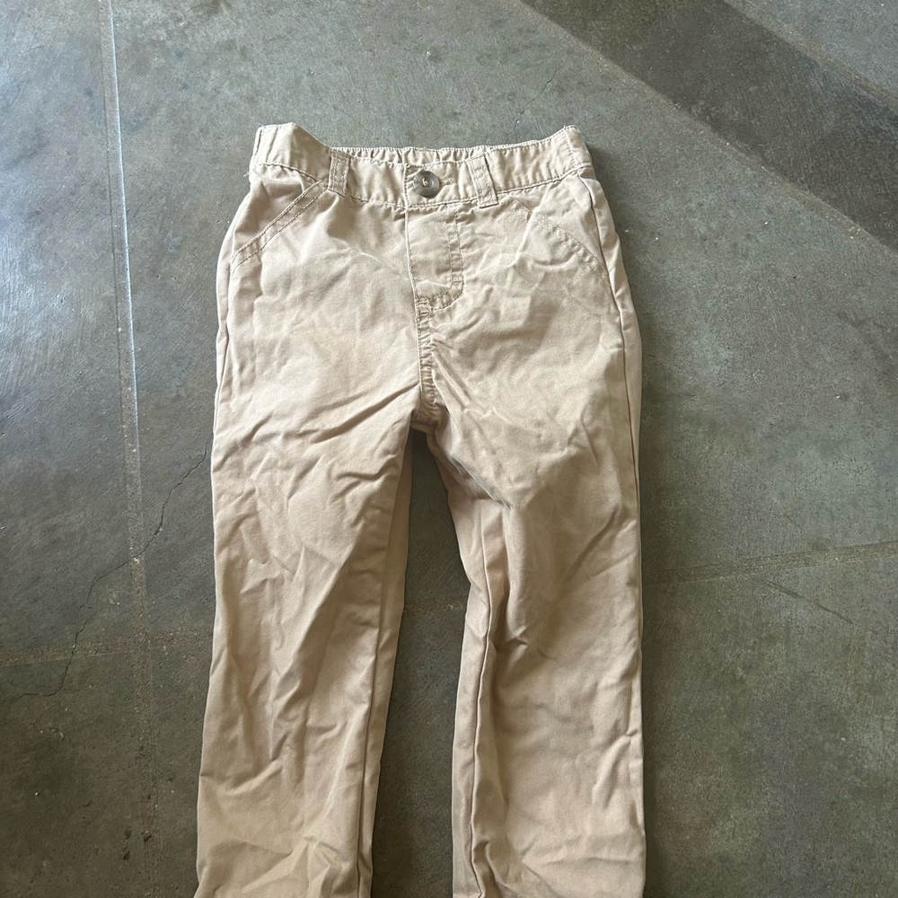 Cat & Jack kid’s  Khaki Chinos